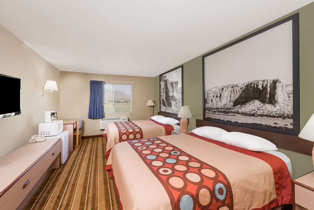 Super 8 by Wyndham Socorro - photo 4