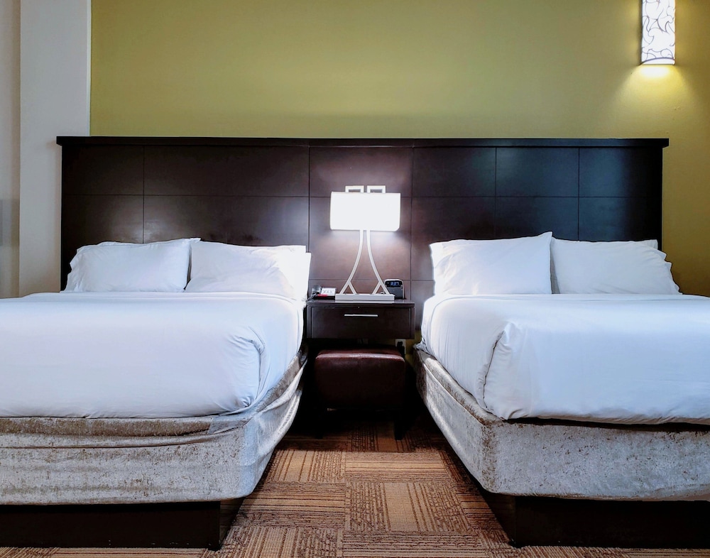 Staybridge Suites Baltimore Inner Harbor by IHG - photo 47