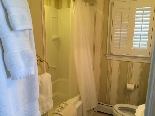 The Inn on the Ocean - photo 10