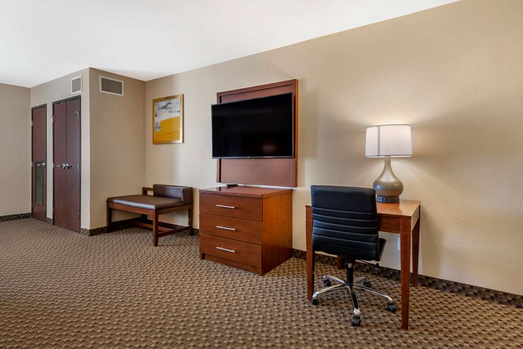 Comfort Suites Broomfield Boulder Interlocken - photo 17