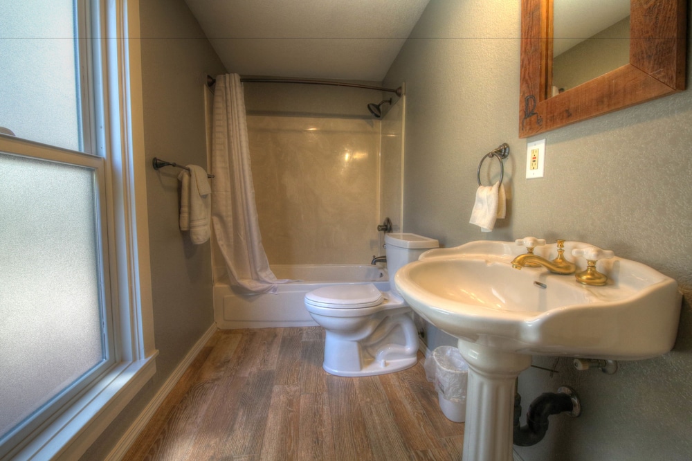 The Groveland Hotel - photo 69