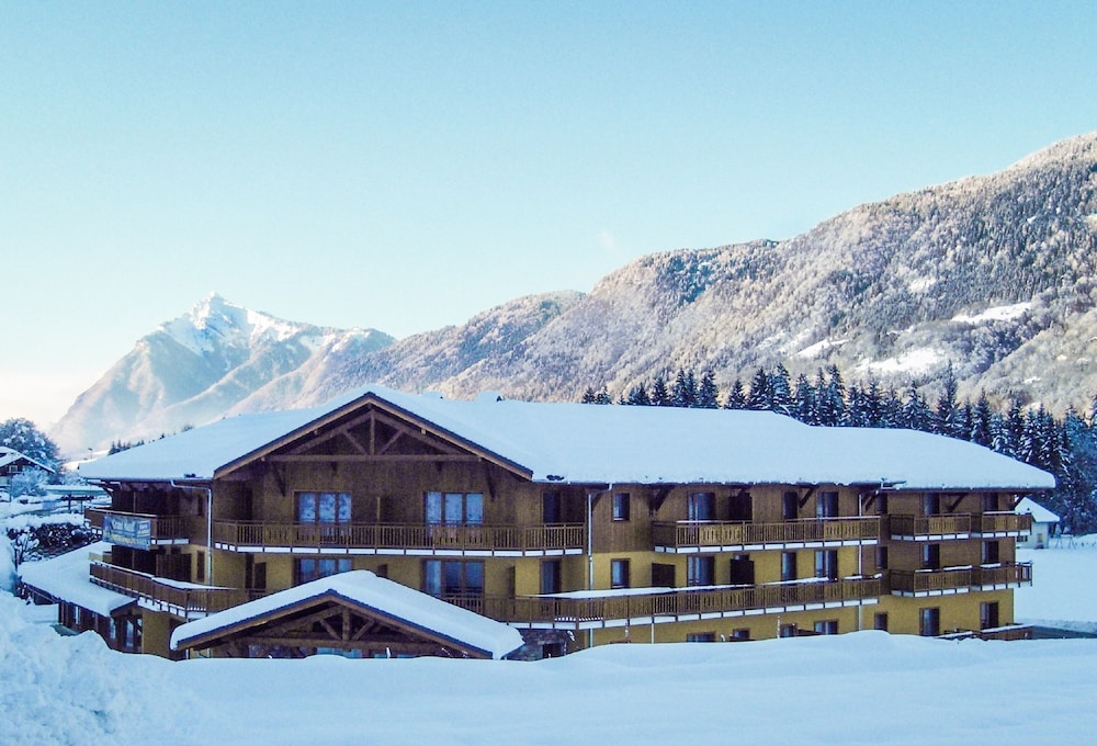 Hotel Carlina — MTB hotel in Morzine / Les Gets
