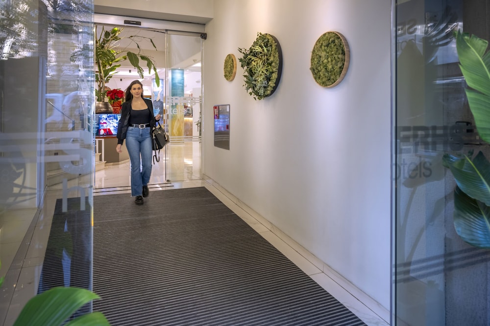 מראה חיצוני