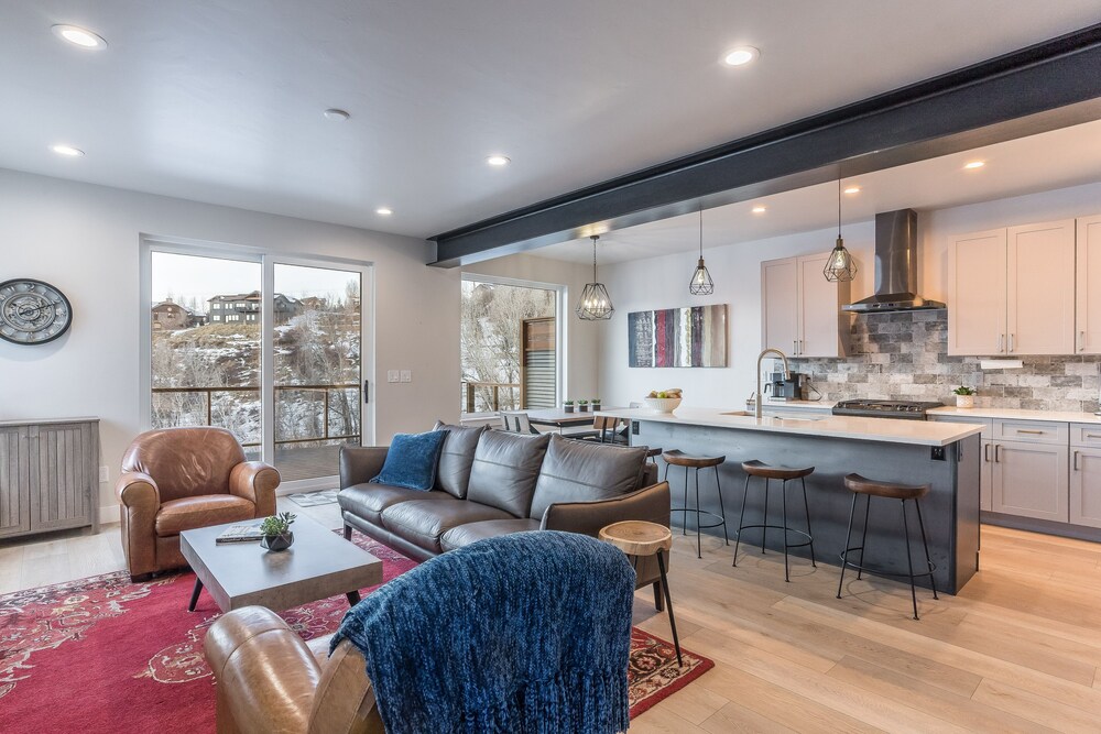 845 Mill Run Court 5 Bedroom Home by RedAwning — 4-Star Luxury Hotel in Steamboat Springs, United States