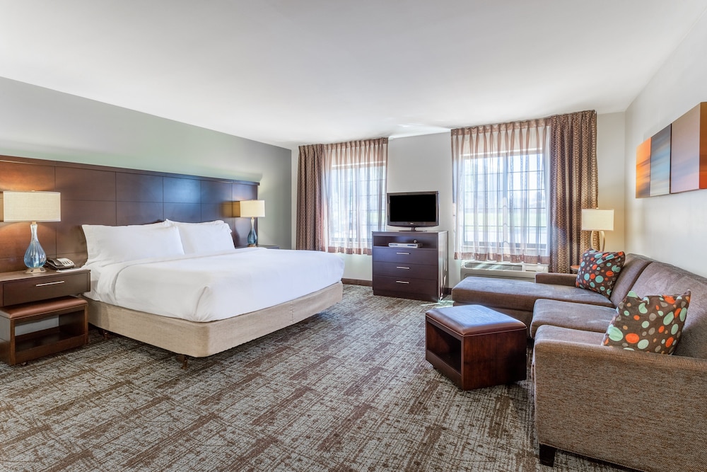 Staybridge Suites Davenport by IHG - photo 7