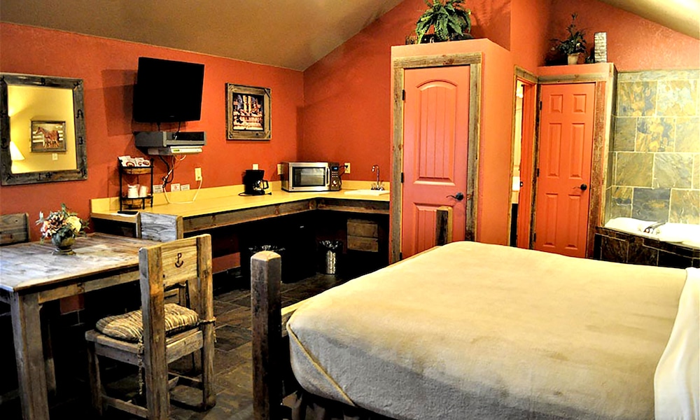 Rustic Creek Ranch Resort - photo 53