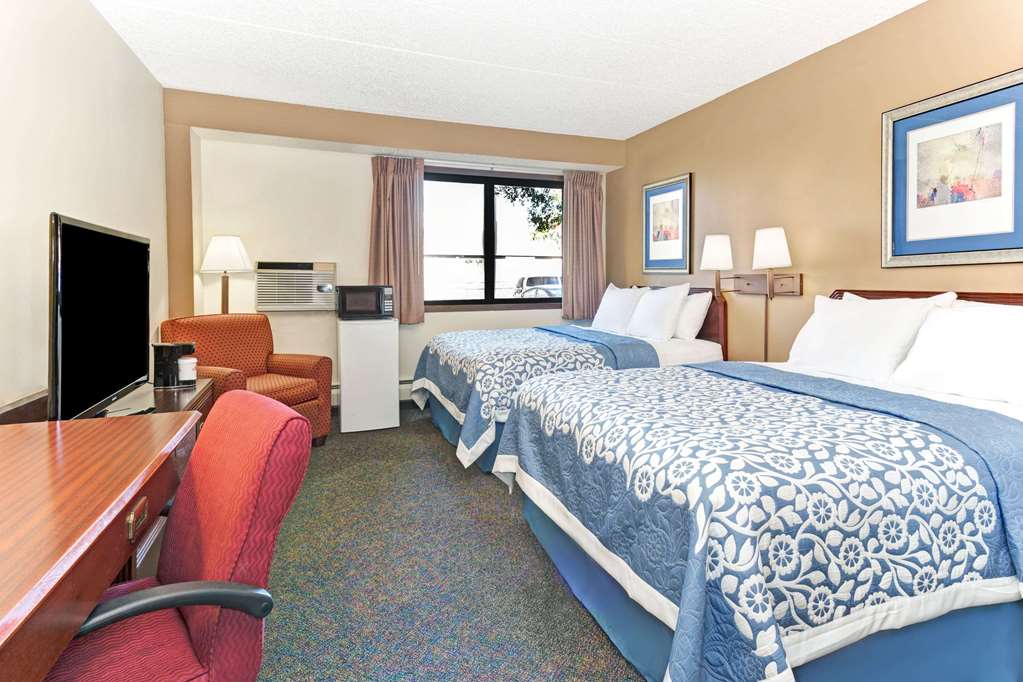 Days Inn by Wyndham Fort Collins - photo 8