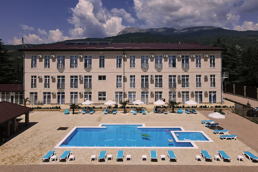 Kristall Hotel - last minute hotel in Alushta