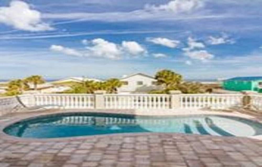 Camelot By The Sea in Saint Augustine, United States