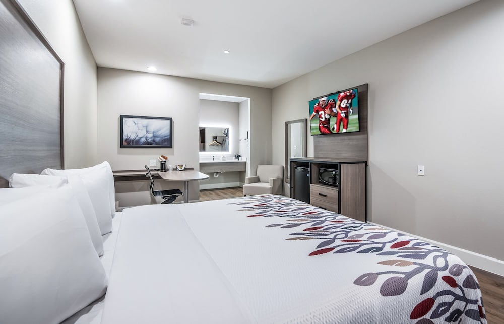 Red Roof Inn Baytown - photo 15