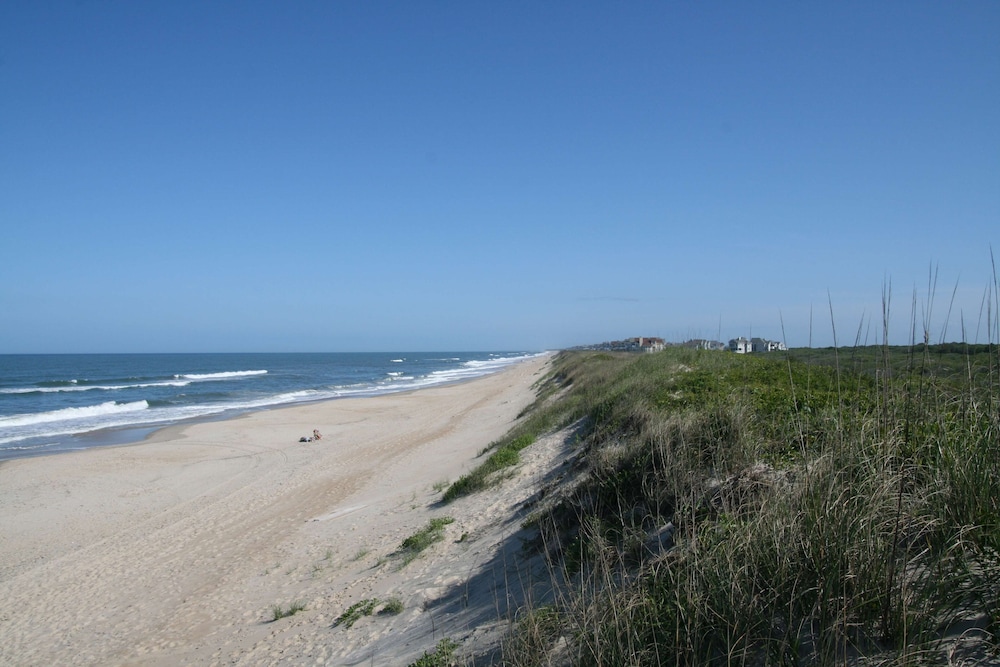 Hampton Inn & Suites Outer Banks Corolla - photo 64