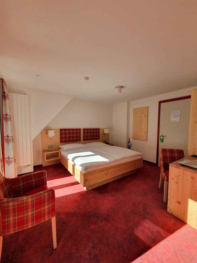 Strandhotel — Bonigen — photo 3