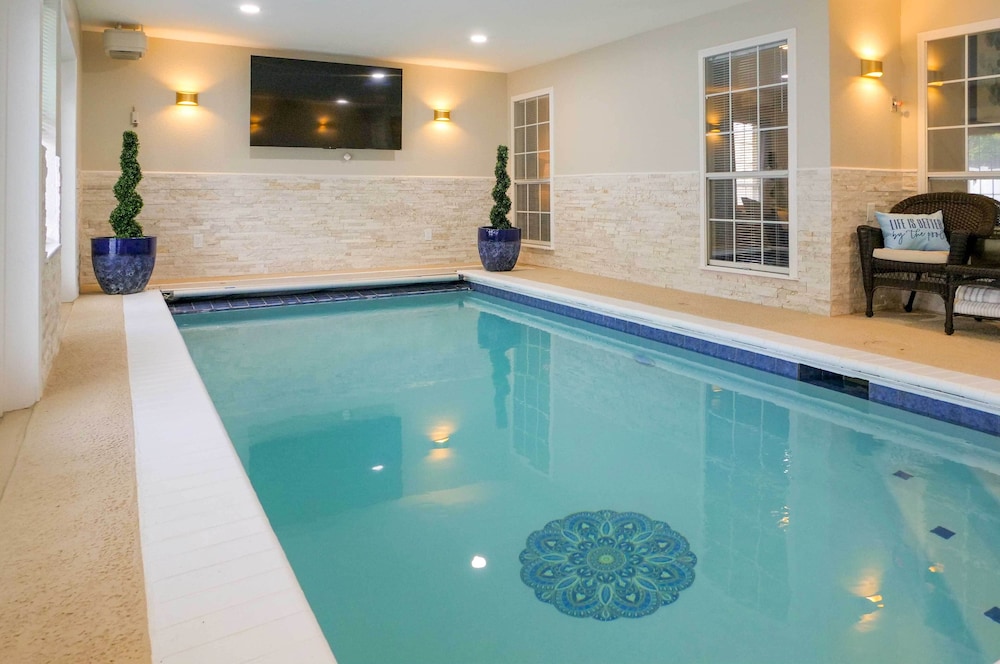 Oasis Indoor Swimming Pool — 4-Star Luxury Hotel in The Colony, United States