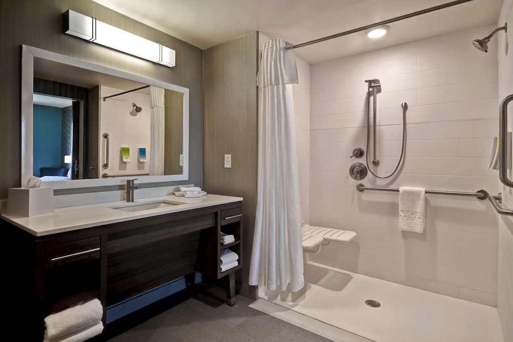 Home2 Suites by Hilton Bowling Green - photo 24