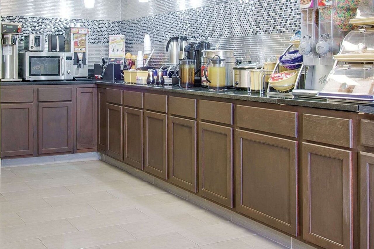 Days Inn by Wyndham Mesquite Rodeo TX - photo 7