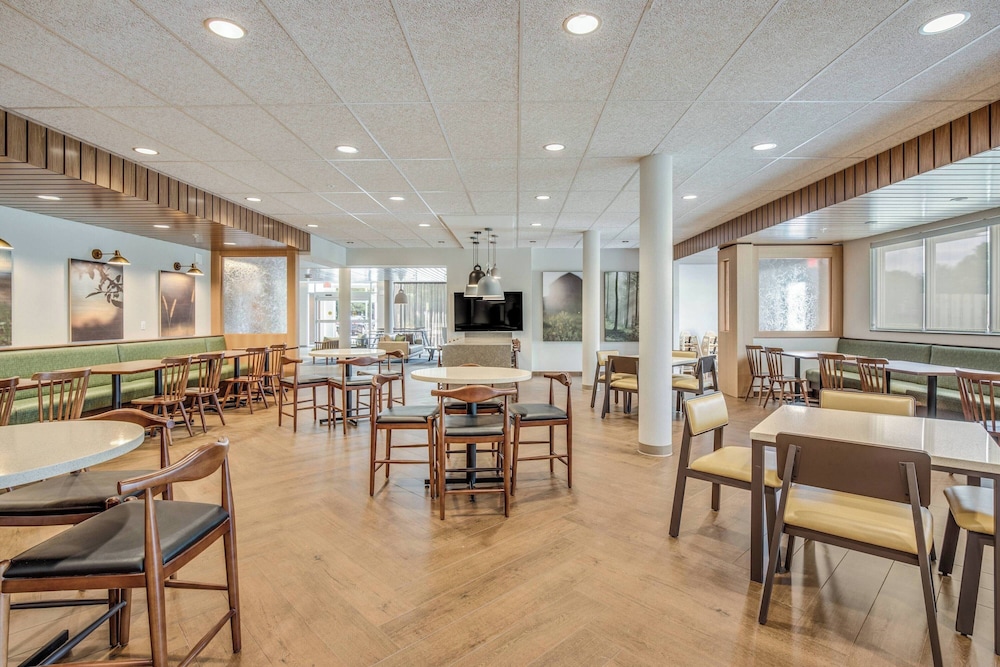 Fairfield Inn & Suites by Marriott Whitewater - photo 30