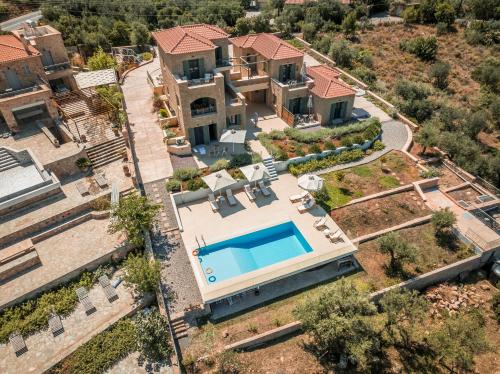 Ipsό Kardamyli — 4-Star Luxury Hotel in Kardamyli, Greece