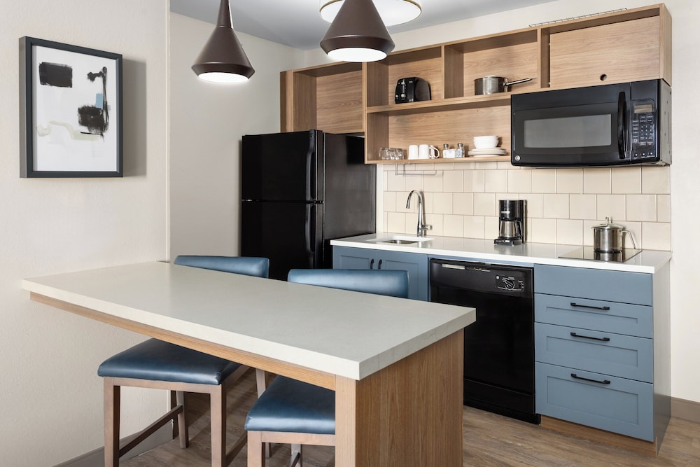 Candlewood Suites Chambersburg by IHG - photo 12