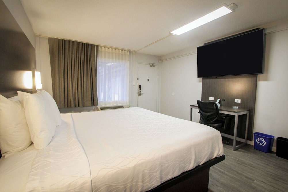 Envi Boutique Hotel Henderson Evansville South - photo 43