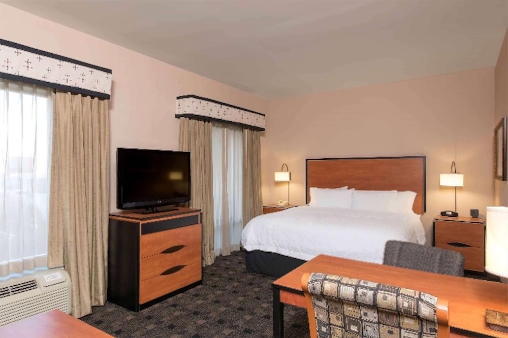 Hampton Inn and Suites Indianapolis Fishers - photo 7