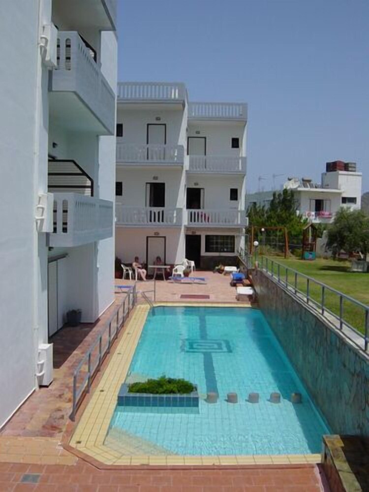 Popi - carbon neutral hotel in Chania