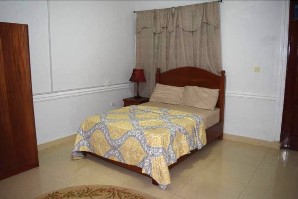 Coconut Pointe Beach Resort — Accra — photo 4