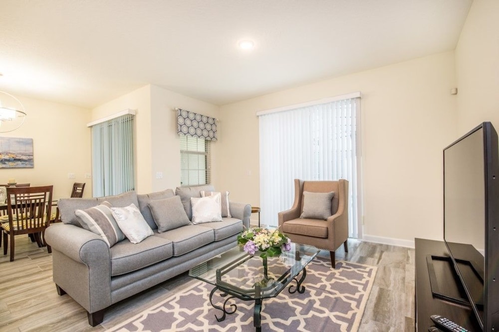 Ev230259 Champions Gate Resort 4 Bed 3 Baths Townhome - photo 3