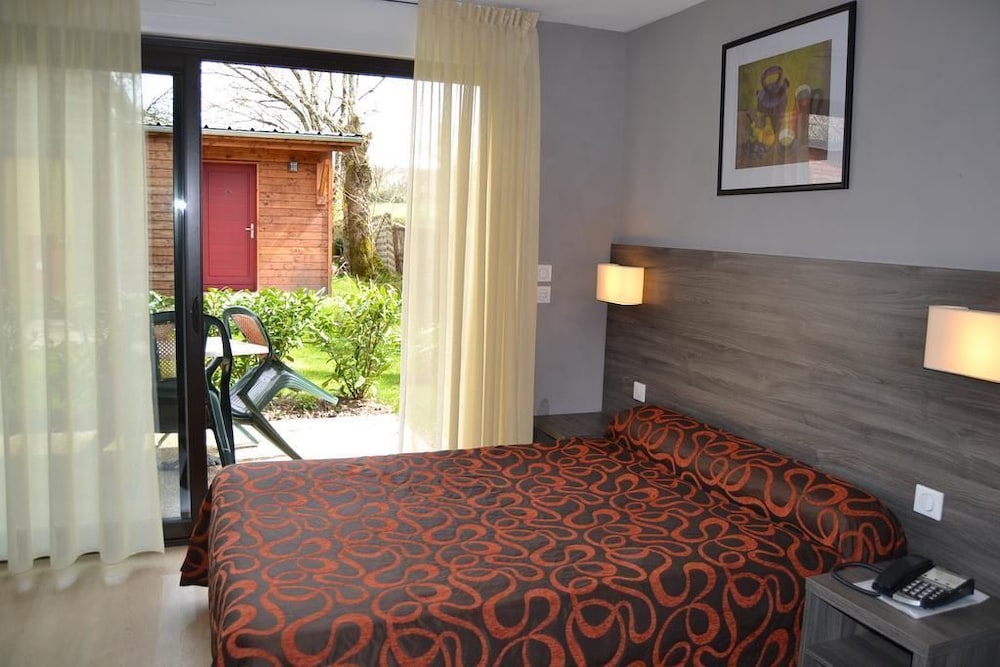 Relais des Cinq Routes — hotel in Le Pechereau