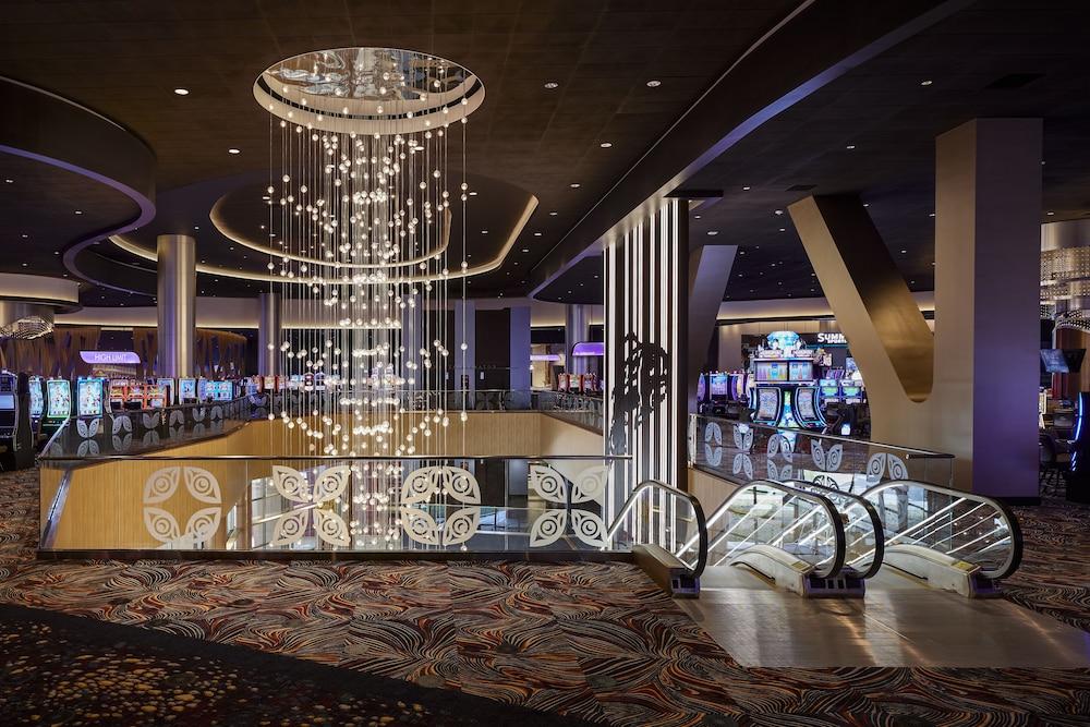 Emerald Queen Hotel and Casino Tacoma - photo 38
