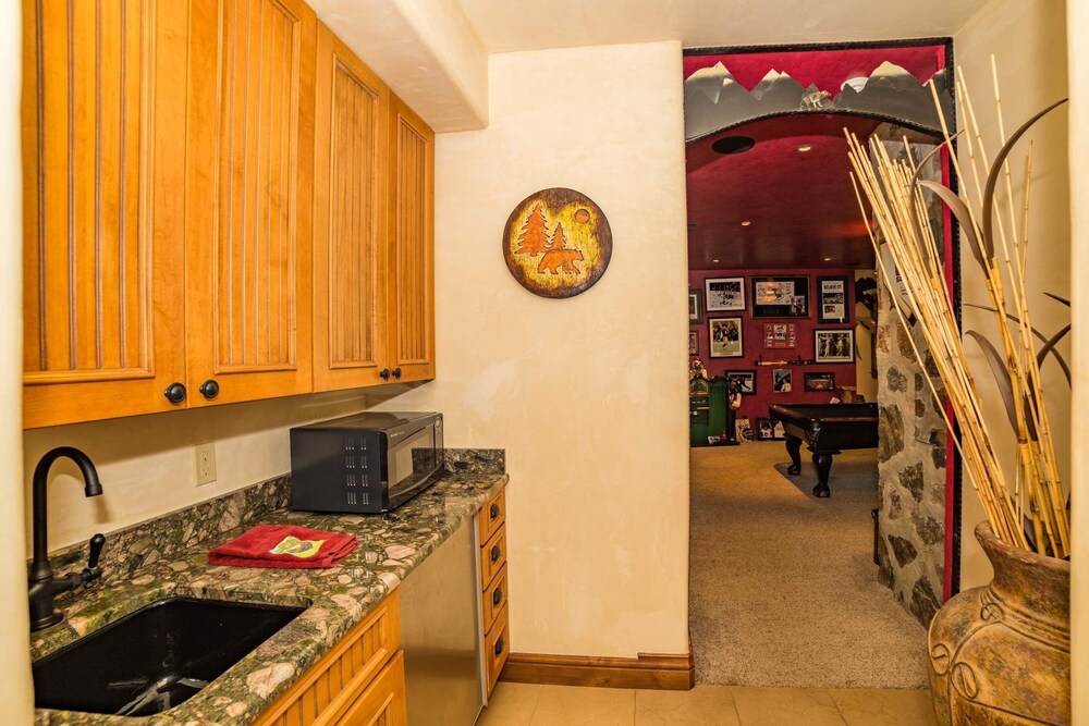 Aux Pied des Pistes by Telluride Resort Lodging - photo 17