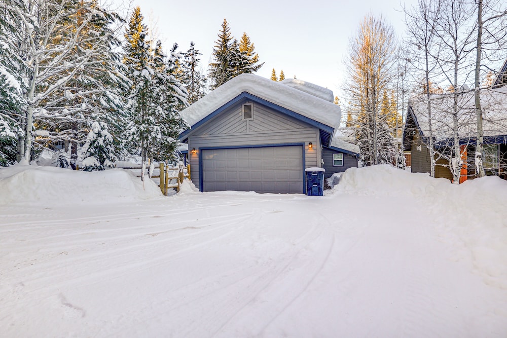11 Mi to Brundage Mountain Resort: Mccall Home - photo 26