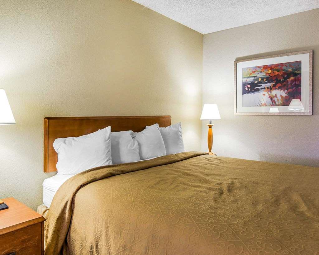 Quality Inn At the Mall Valdosta - photo 17