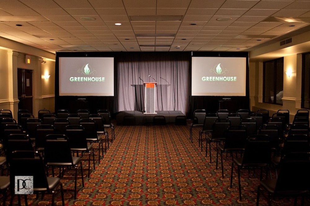 Garden Hotel and Conference Center - photo 19