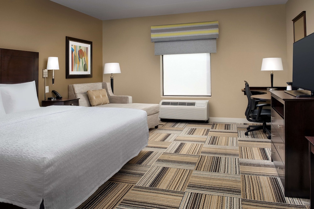 Hampton Inn Knoxville East - photo 7