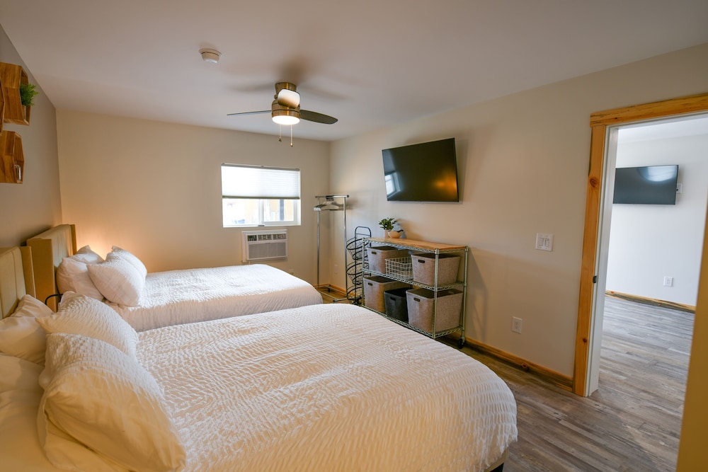 The Darmont Hotel and Suites - photo 5