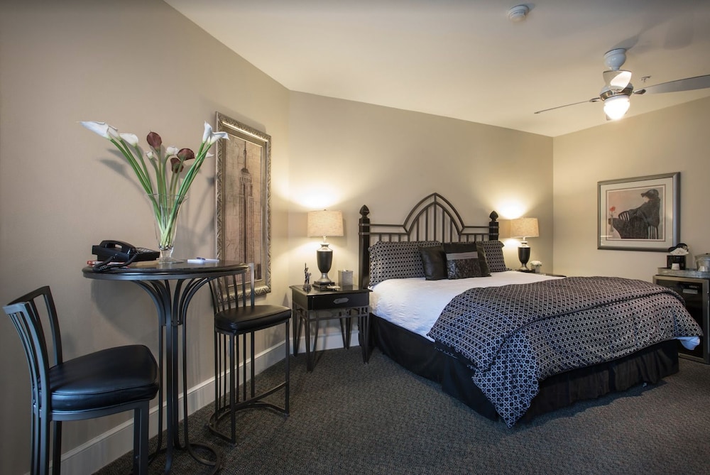 Gruene River Hotel & Retreat - photo 22
