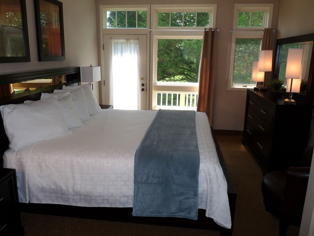 Fairway Suites at Peekn Peak - photo 9