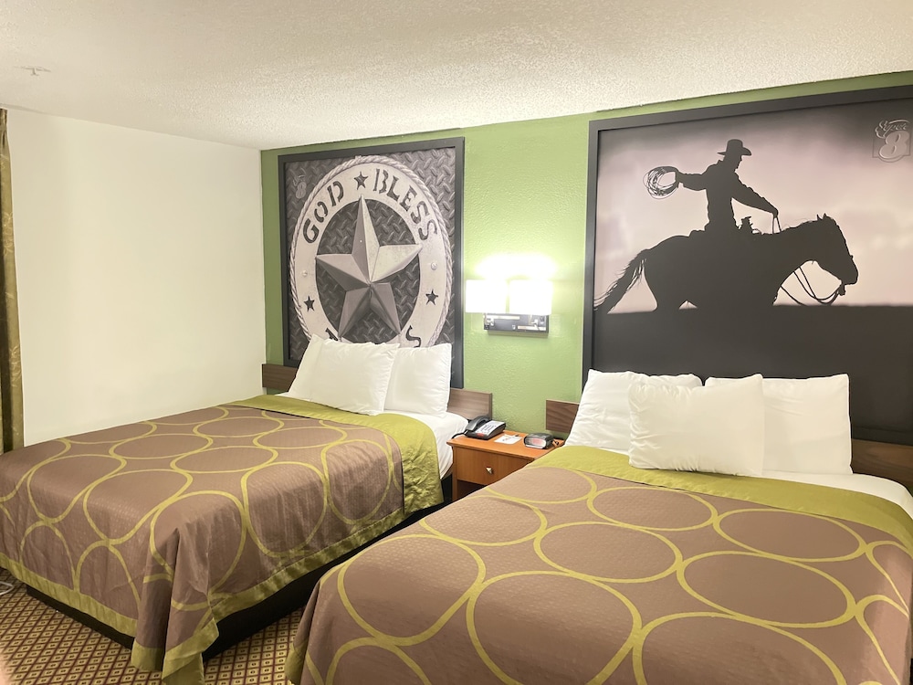 Super 8 by Wyndham Fort Worth Downtown South - photo 7