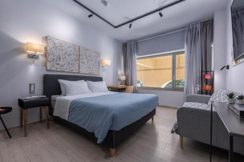 Square Elegant Suites — 4-Star Luxury Hotel in Thessaloniki, Greece