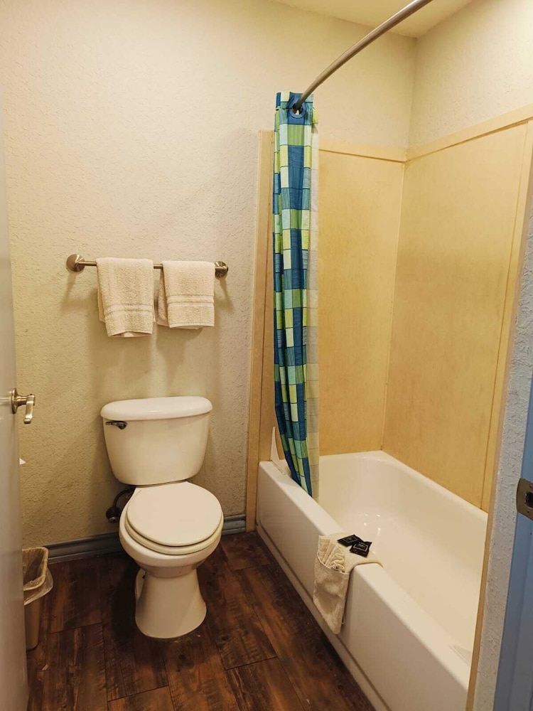 Hotel O Bien Venido Pearsall I 35 - photo 25