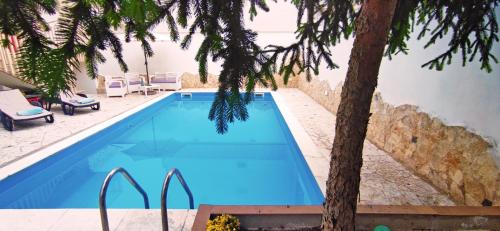 Suite Rosetta — 4-Star Luxury Hotel in Valenzano, Italy