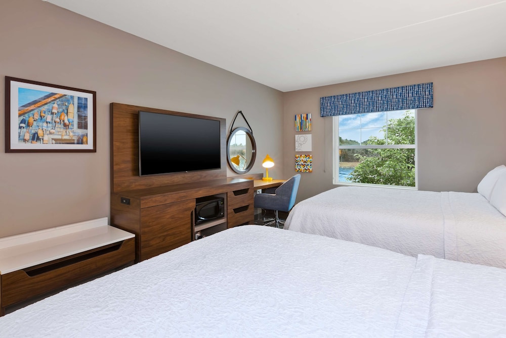 Hampton Inn Cape Cod Canal - photo 12