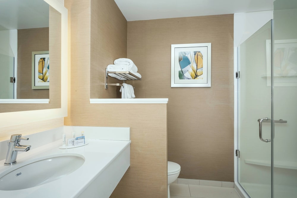 Fairfield Inn & Suites by Marriott Tacoma DuPont - photo 14