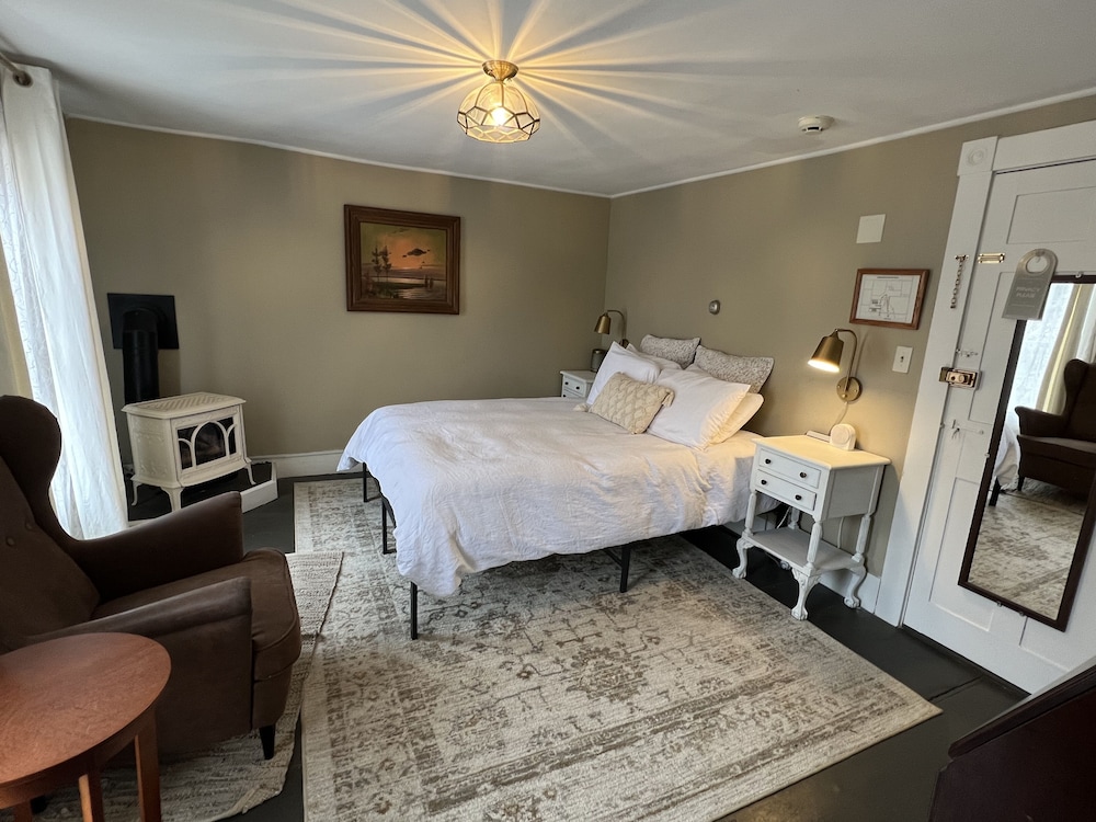 Independence Inn - photo 24