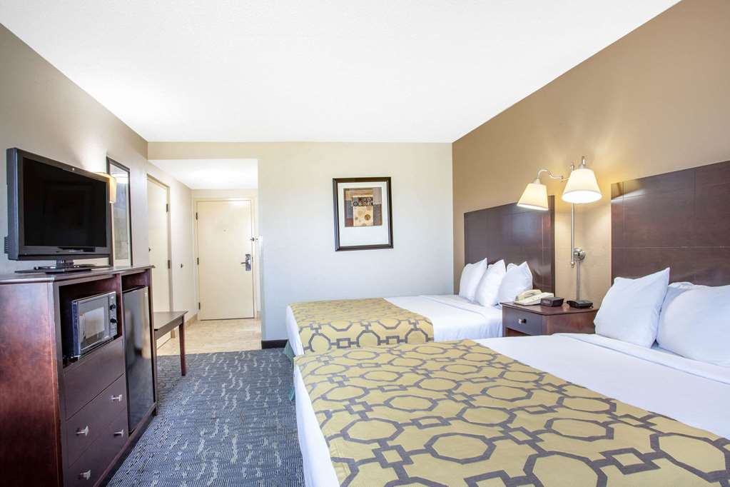 Baymont by Wyndham Saraland - photo 14