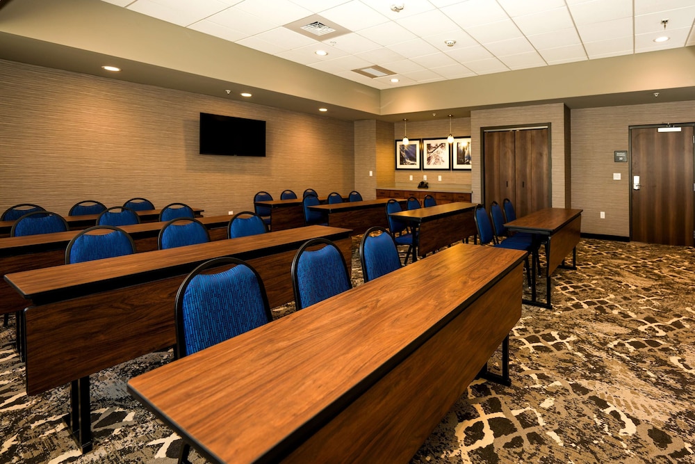 Hampton Inn & Suites Aurora South Denver - photo 56