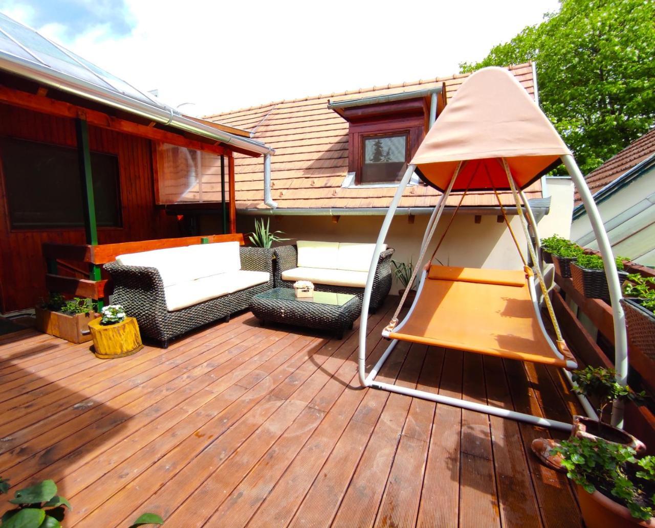 Tina Apartman — 4-Star Luxury Hotel in Szentendre, Hungary