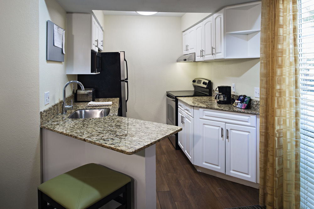 HYATT house Gaithersburg - photo 10
