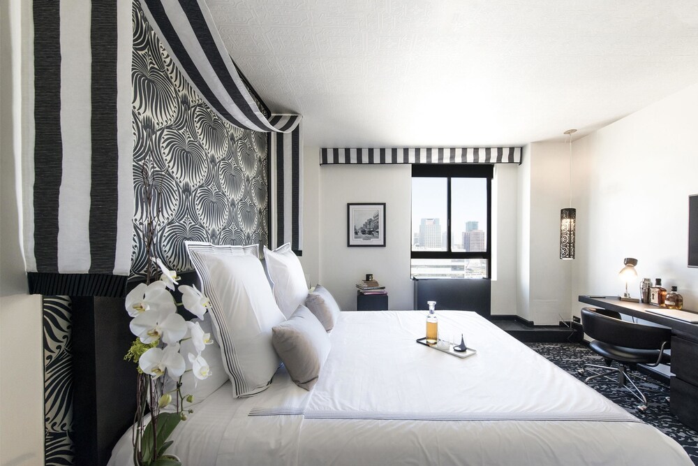 The Mayfair - photo 21