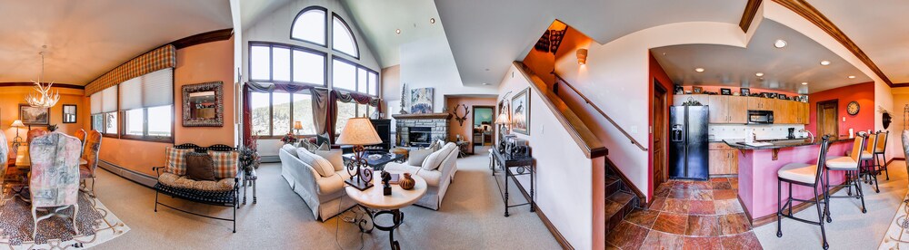 Highlands Slopeside by East West Hospitality - photo 221